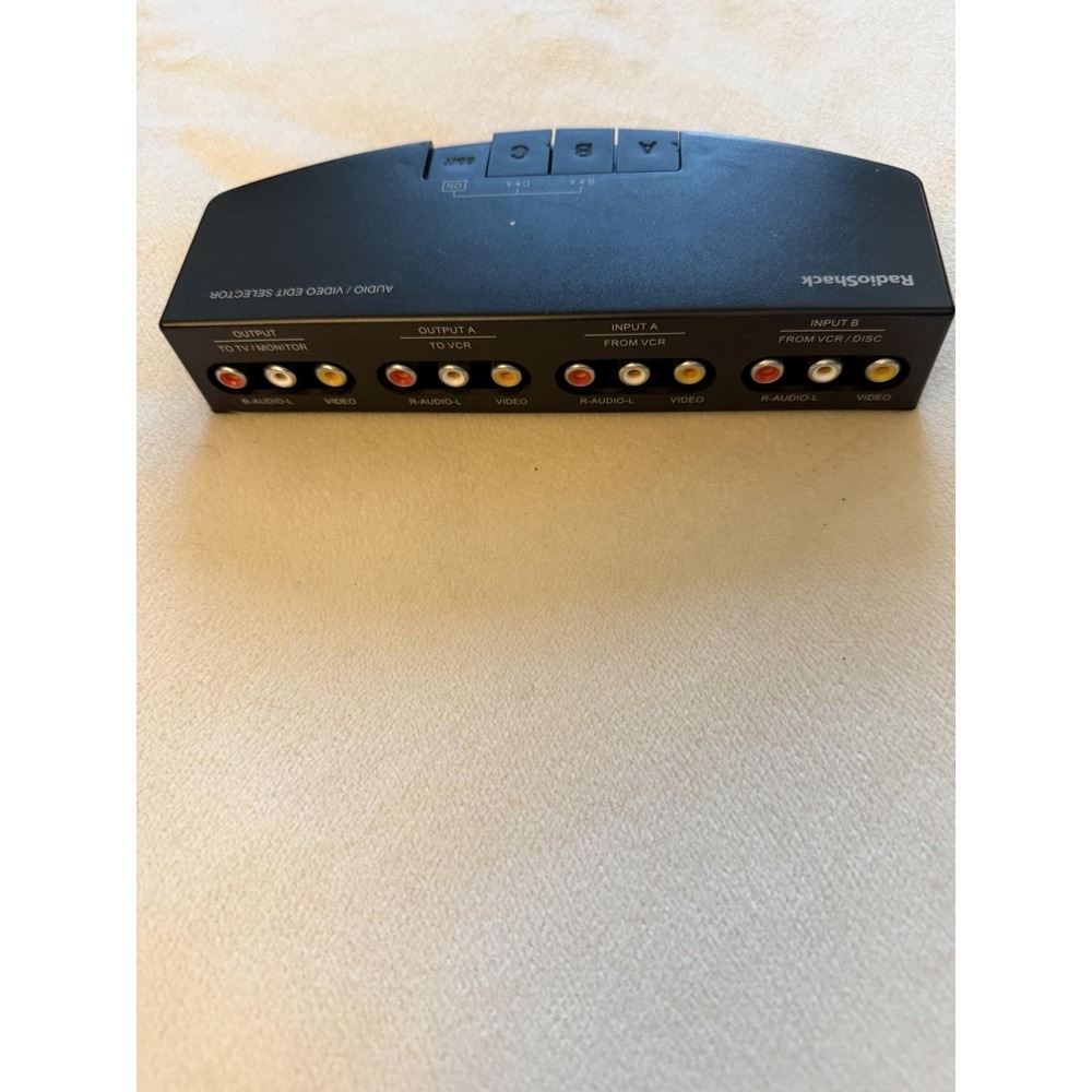 Radio Shack A/V Switch‎ Selector 15-1587
